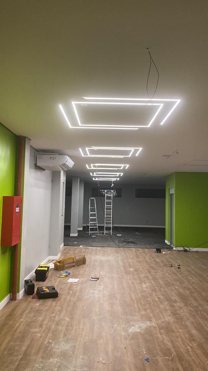 Iluminação Cênica & LED